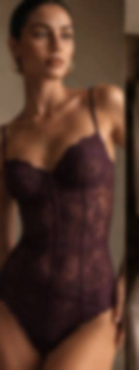 The Lace Corset — Leavers lace